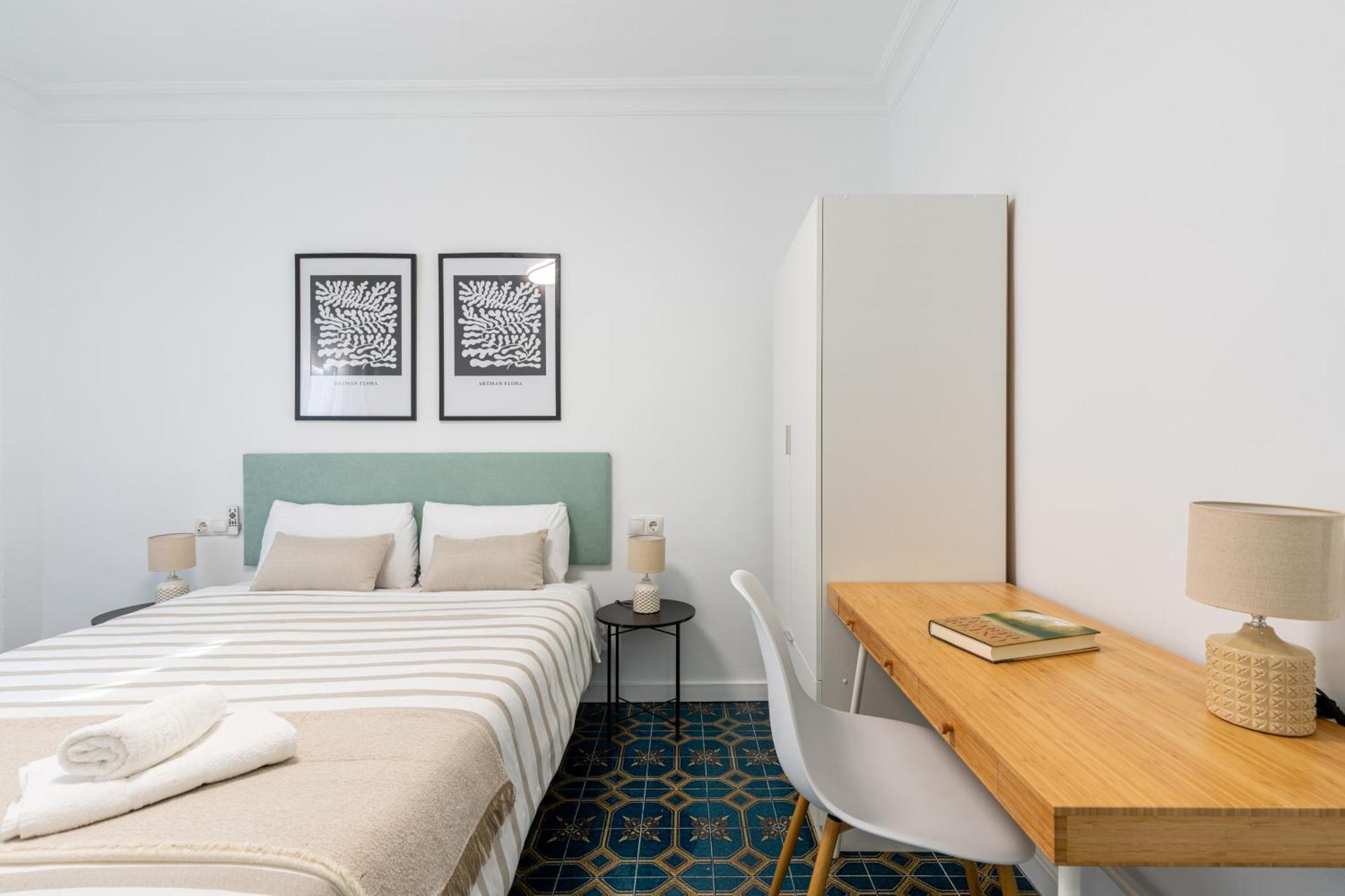 Piso Elegante Y Nuevo De 3 Habitaciones Y 2 Banos Sevilha Exterior foto