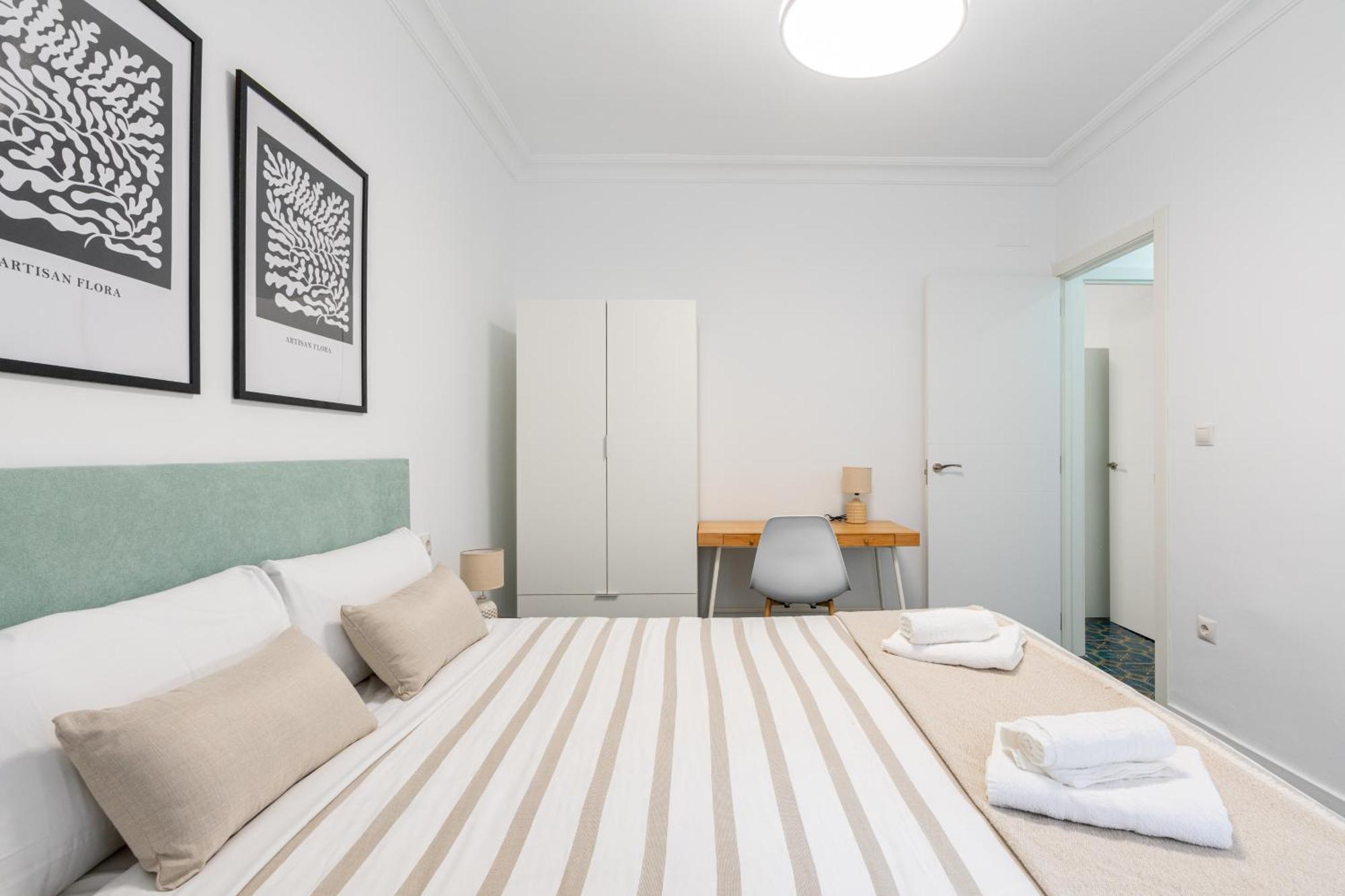Piso Elegante Y Nuevo De 3 Habitaciones Y 2 Banos Sevilha Exterior foto